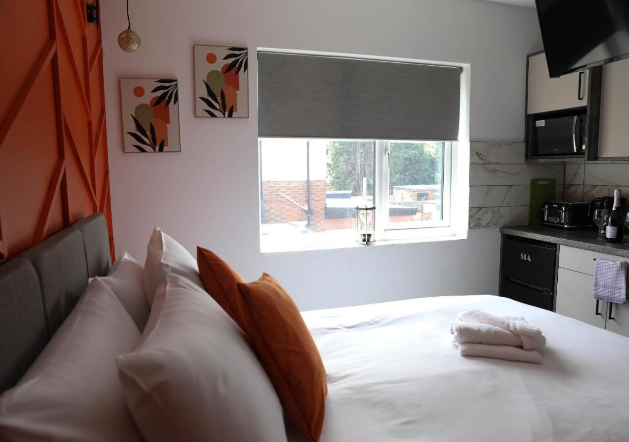 Cb Stays - Private Rooms With Ensuite And Kitchenette In Peterborough Eksteriør billede
