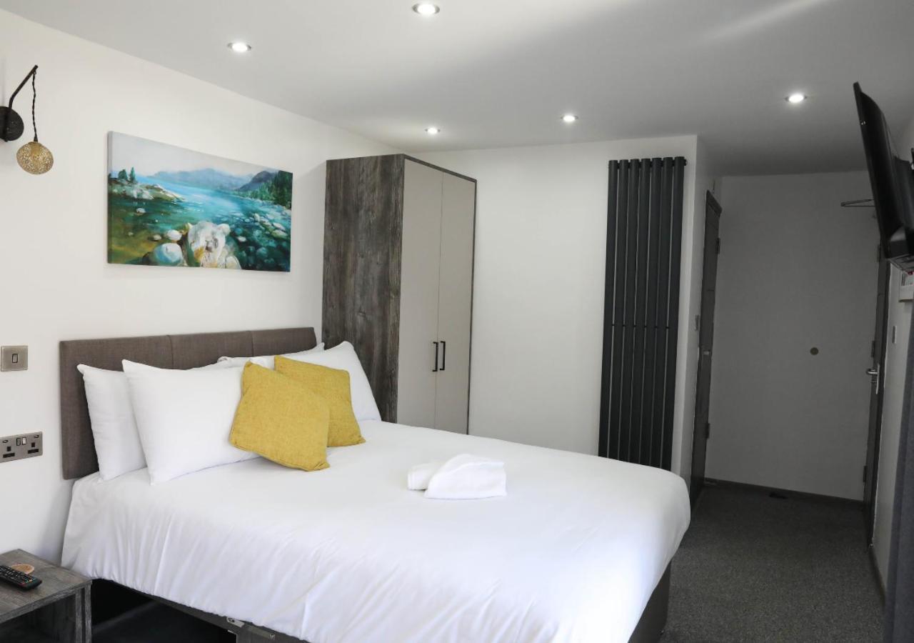 Cb Stays - Private Rooms With Ensuite And Kitchenette In Peterborough Eksteriør billede